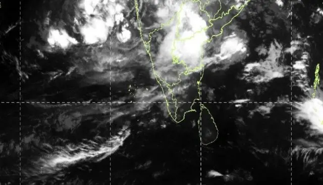கரையைக் கடந்த பிறகும் புயலாகவே நீடிக்கும் ‘மோன்தா’      8 மாநிலங்களுக்கு கனமழை எச்சரிக்கை