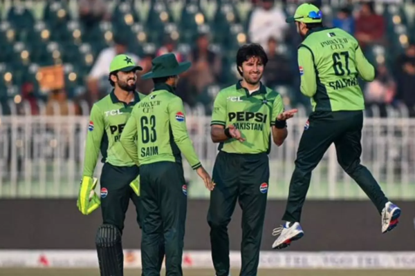 மூன்று போட்டிகளிலும் இலங்கை அணியை வீழ்த்திய பாகிஸ்தான் அணி!