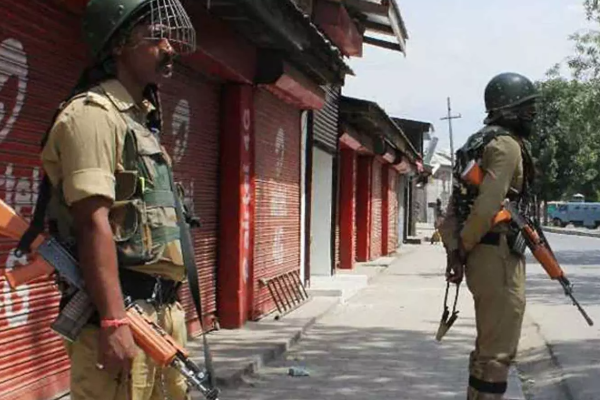 காஷ்மீர் பொலிஸ் நிலையத்தில் வெடி விபத்து, 7 பேர் பலி, 30 பேர் காயம் – விசாரணை ஆரம்பம்