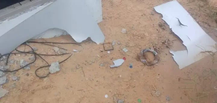 வடமராட்சியில் விஷமிகளால் சேதமாக்கப்பட்ட நீர் வழங்கல் பனல் போட்!