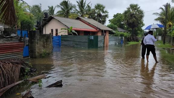 தொடரும் சீரற்ற காலநிலையால் யாழில் 711 பேர் பாதிப்பு