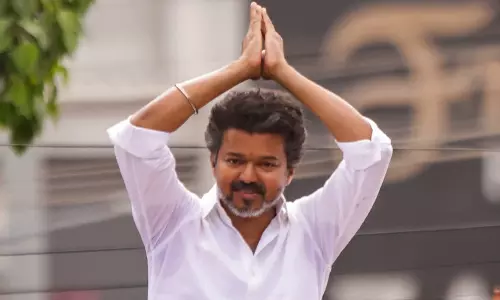 உலகத்தில் எந்த மூலையில் தமிழர்கள் இருந்தாலும் அவர்கள் நம் உயிர் தான் – நடிகர் விஜய்!