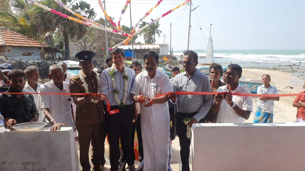 நெடுந்தீவு கடல்தொழில் சங்க கட்டடம் சிவஞானம் சிறீதரனால் திறந்து வைப்பு