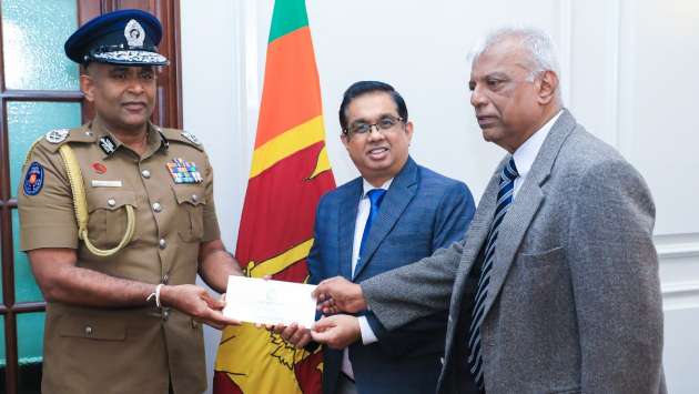 50 மில்லியன் ரூபா நிதி வழங்கிய பொலிஸார்