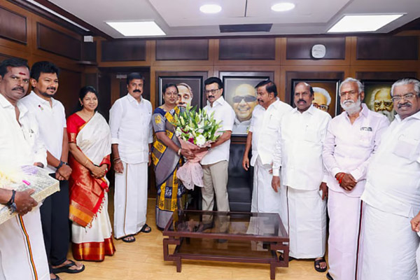 தி.மு.க கூட்டணியில் இணைந்த தே.மு.தி.க.