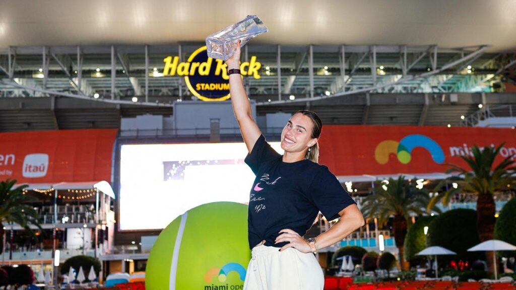 ‘சன்ஷைன் டபுள்’ சாதனையைப் படைத்தார் சபலென்கா