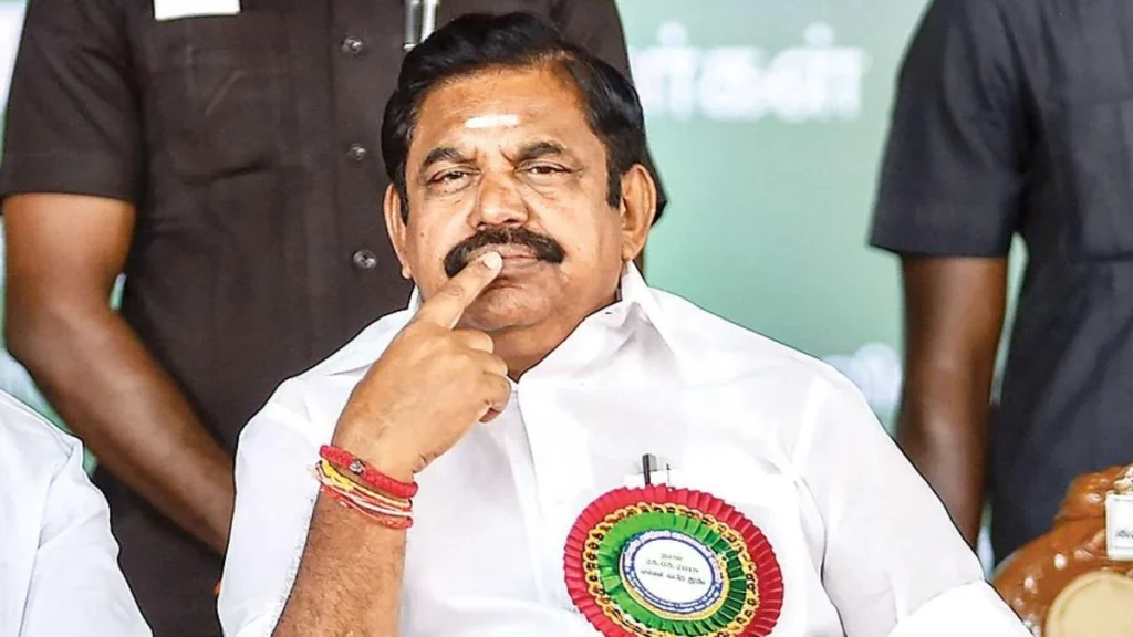 அதிமுகவின் 10 உறுப்பினர்கள் இராஜினாமா செய்வார்கள்?