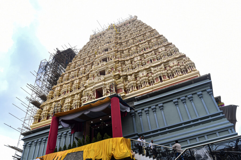 இந்தோனேஷியாவில் முருகன் கோயில்