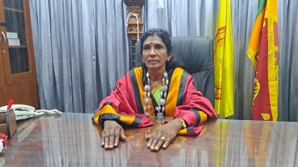 யாழ்ப்பாண மேயரானார் மதிவதனி