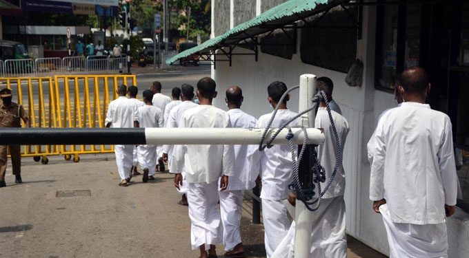ஒப்புதல் இல்லாமல் கைதி விடுதலை இது முதல் முறை அல்ல