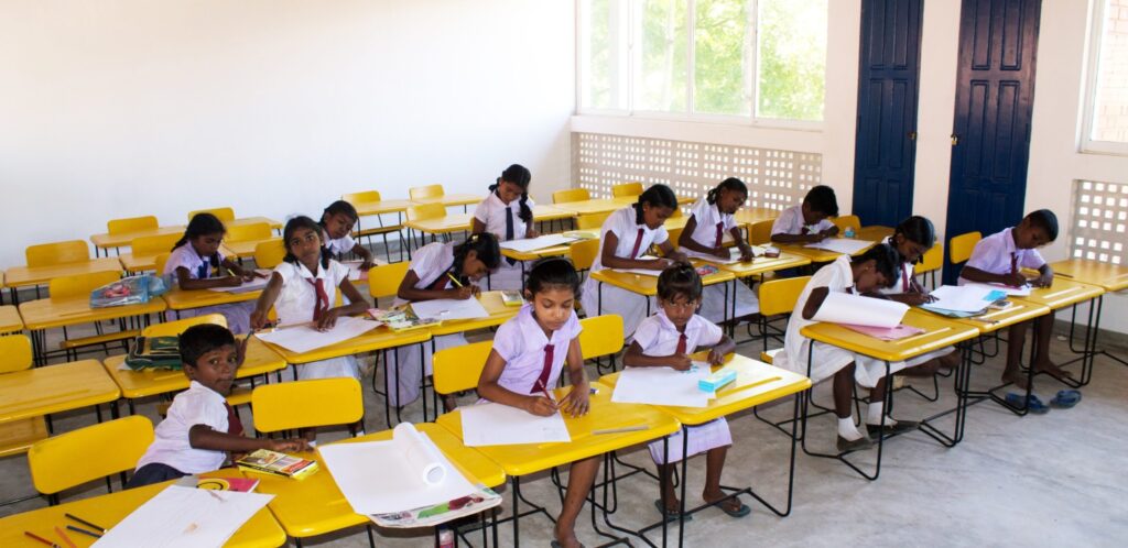 பாடசாலை மூன்றாம் தவணை இன்று ஆரம்பம்