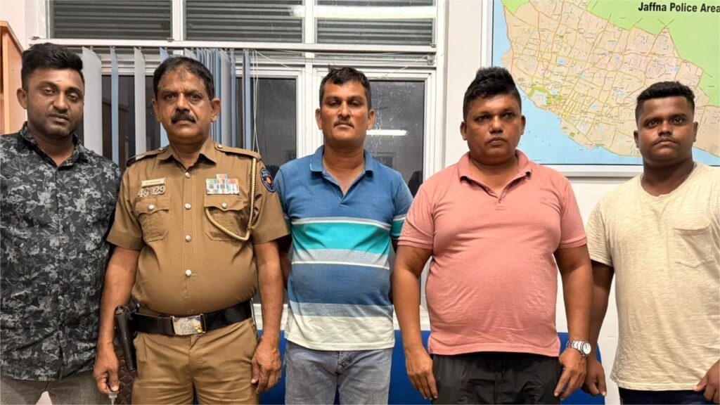 ஹெரோயின் போதைப்பொருளை நுகர்ந்து கொண்டிருந்த மூன்று பேர் கைது.