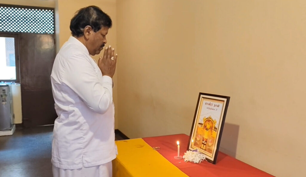 மாவீரர்களுக்கு அஞ்சலி செலுத்திய துரைராசா ரவிகரன்!