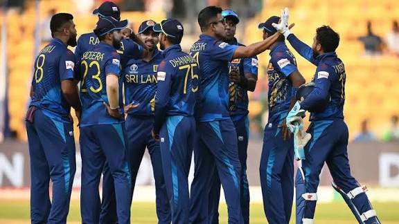 அவுஸ்திரேலியாவை வீழ்த்தி ‘சூப்பர் 8’ சுற்றுக்குத் தகுதி பெற்ற இலங்கை