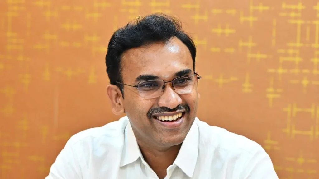 8000 தனியார் மருத்துவமனைகளுக்கு அனுமதி தமிழக சுகாதாரத்துறை அளித்த விளக்கம்