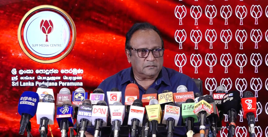 ‘மீண்டும் ஒரு யுத்தம் ஏற்பட்டால் அதன் முழுப் பொறுப்பையும் அநுரகுமார திசாநாயக்க அரசாங்கமே ஏற்க வேண்டும்’ – முன்னாள் அமைச்சர் சரத் வீரசேகர காட்டம்!
