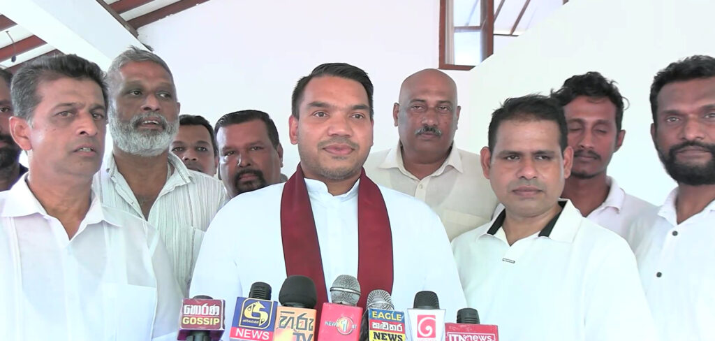 அரசாங்கம் திருடர்களின் கூடாரமாகிவிட்டது : 80 கோடி ரூபாய் மாயம், ஜனாதிபதியும் மத்திய வங்கியும் நித்திரை – நாமல் ராஜபக்ஷ சாடல்!