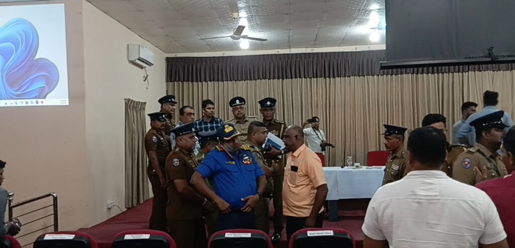கிளிநொச்சி மாவட்ட அபிவிருத்திக்குழு கூட்டம் : அர்ச்சுனா எம்பியினால் பரபரப்பு!